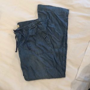 Wide-leg denim pants